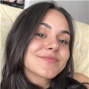 Graduada en Bellas Artes. Clases de arte adaptadas a cualquier edad y necesidad